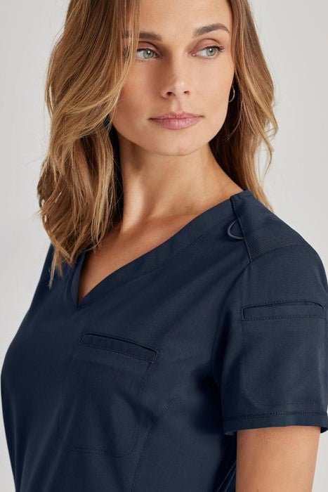 Abbigliamento sanitario personalizzato: professionalità e identità - Westrose SRL - Abbigliamento da Lavoro Personalizzato