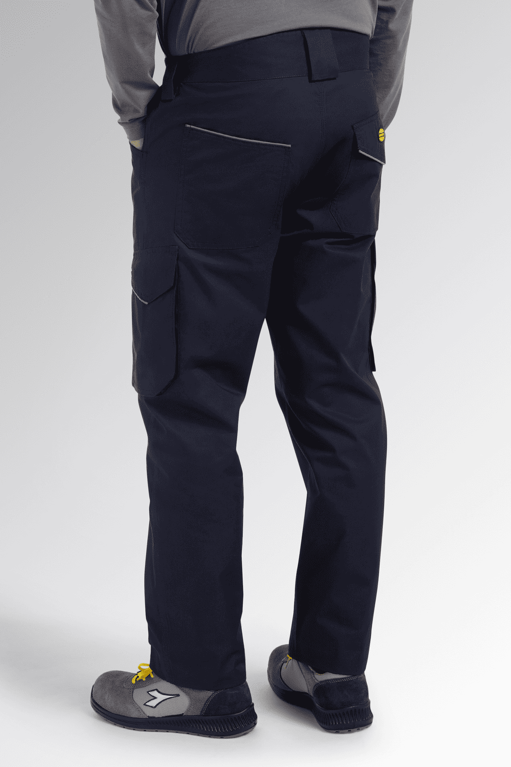 Pantalone estivo Diadora Staff Light Cargo 180 gr - Westrose SRL - Abbigliamento da Lavoro Personalizzato