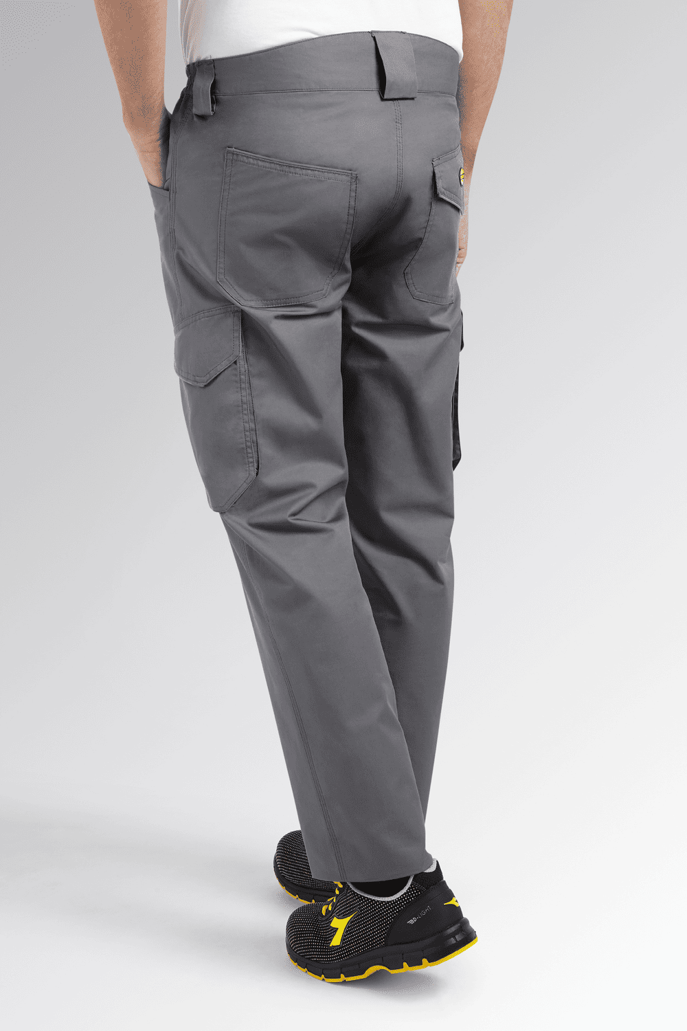 Pantalone estivo Diadora Staff Light Cargo 180 gr - Westrose SRL - Abbigliamento da Lavoro Personalizzato