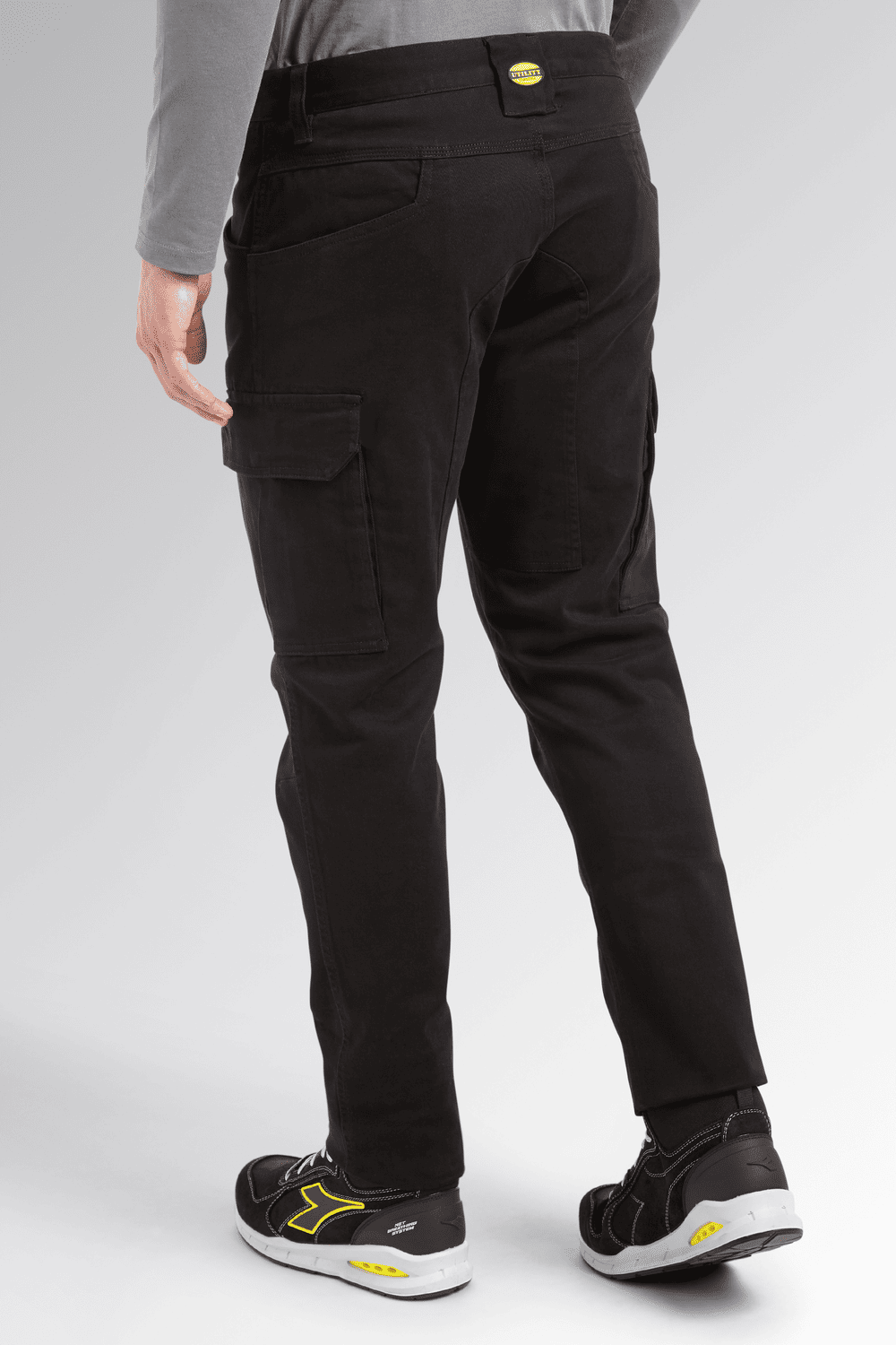 Pantalone invernale elasticizzato Diadora Moscow Cargo 330 gr - Westrose SRL - Abbigliamento da Lavoro Personalizzato