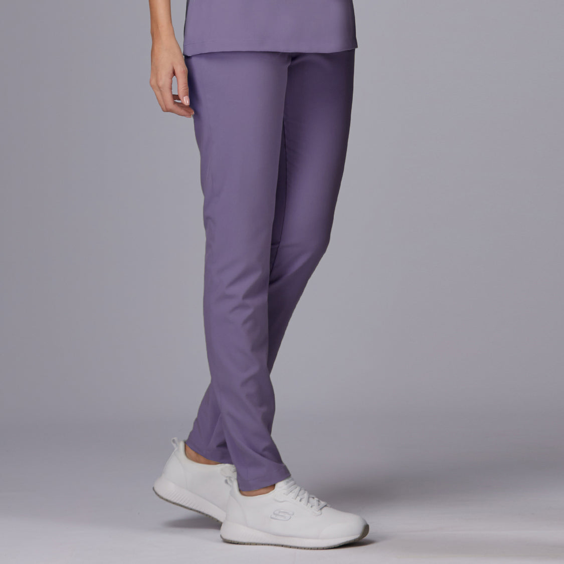 pantaloni-sanitari-elasticizzati-infermiera-lilla-rosalia