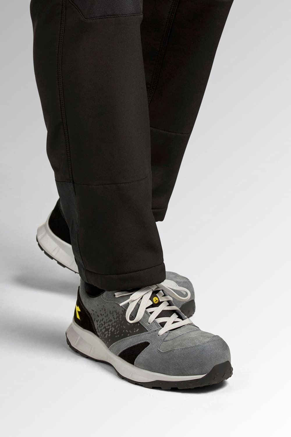 Scarpa antinfortunistica Diadora Lite Low S3S FO SR HRO ESD - Westrose SRL - Abbigliamento da Lavoro Personalizzato