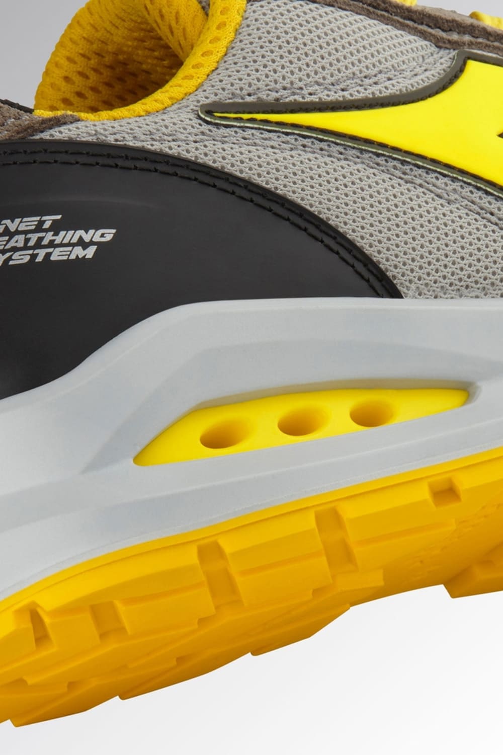 Scarpa antinfortunistica Diadora Run Net AB Low S1PS - Westrose SRL - Abbigliamento da Lavoro Personalizzato