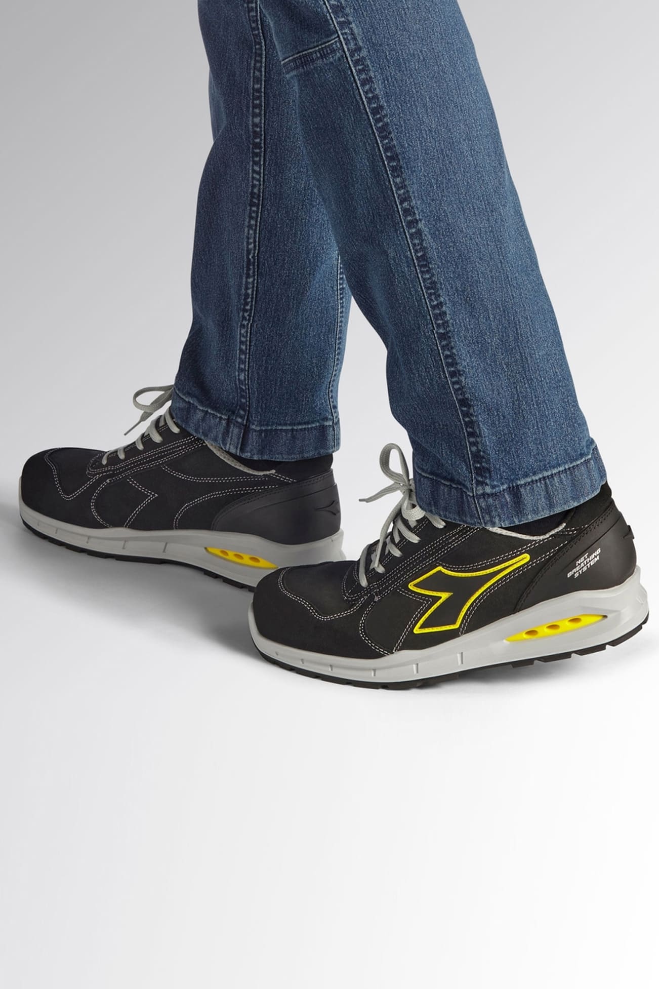 Scarpa antinfortunistica Diadora Run Net AB Low S3S FO SR - Westrose SRL - Abbigliamento da Lavoro Personalizzato