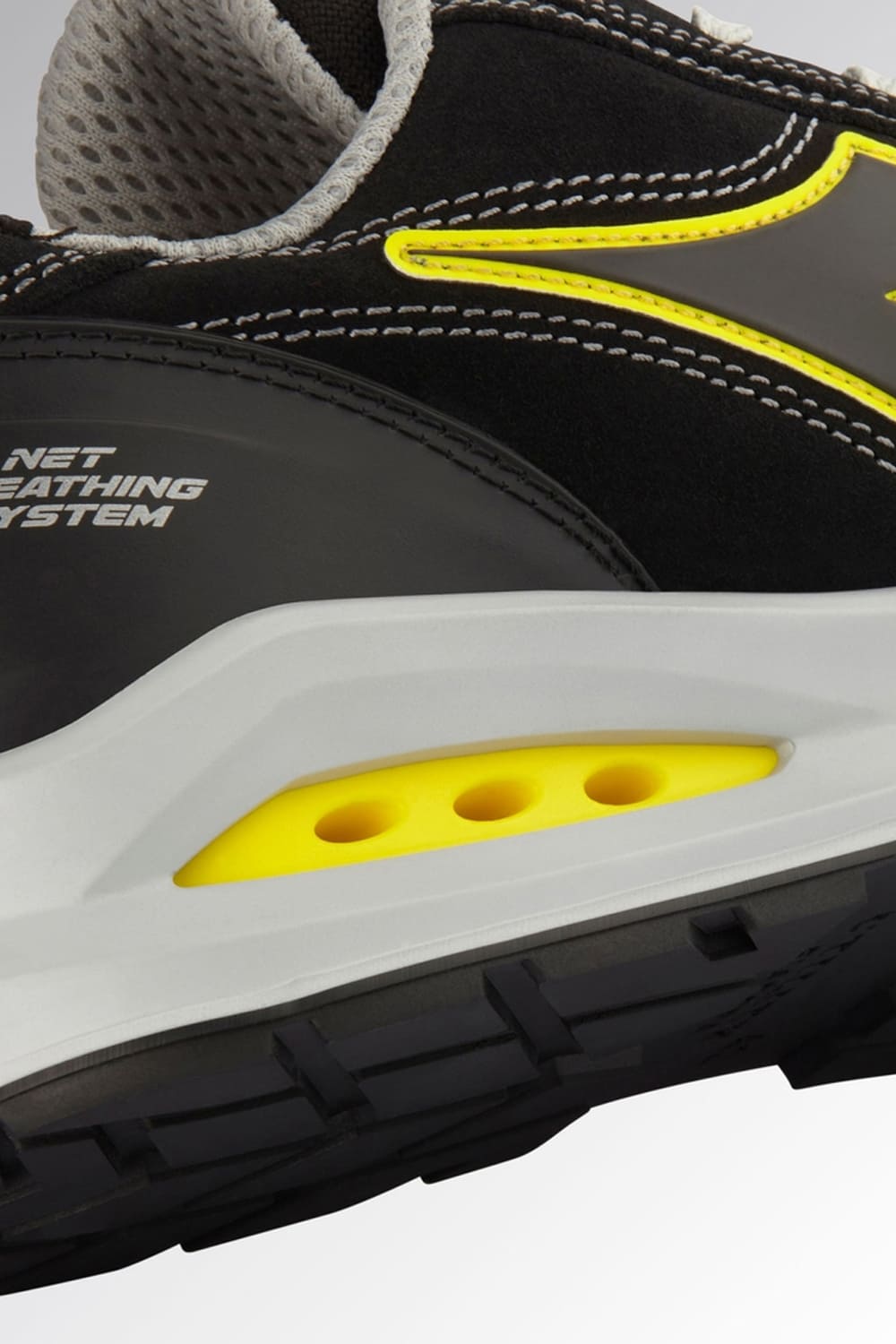 Scarpa antinfortunistica Diadora Run Net AB Low S3S FO SR - Westrose SRL - Abbigliamento da Lavoro Personalizzato