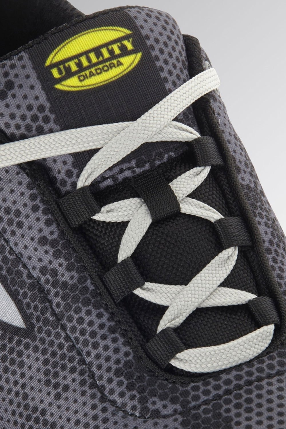 Scarpa antinfortunistica Diadora Shark Stable Imp Low S1PS FO SR SC ESD - Westrose SRL - Abbigliamento da Lavoro Personalizzato