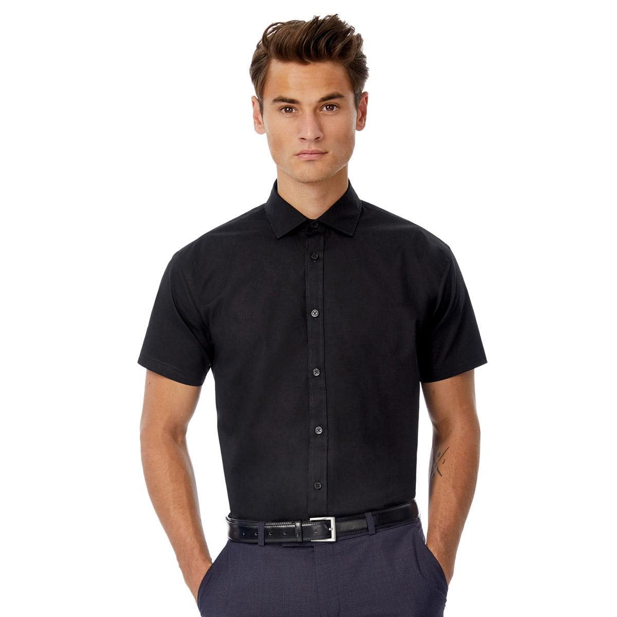 BCSMP22-black-tie-nero-camicia-uomo-elasticizzata-b&c-manica-corta-min