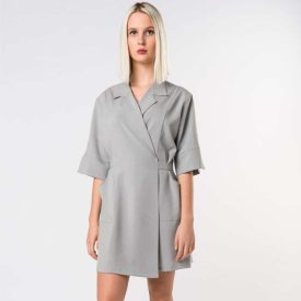 униформа-косметолога-emy-giacca-grigia-antimacchia-parrucchieri-roma-westrose-min